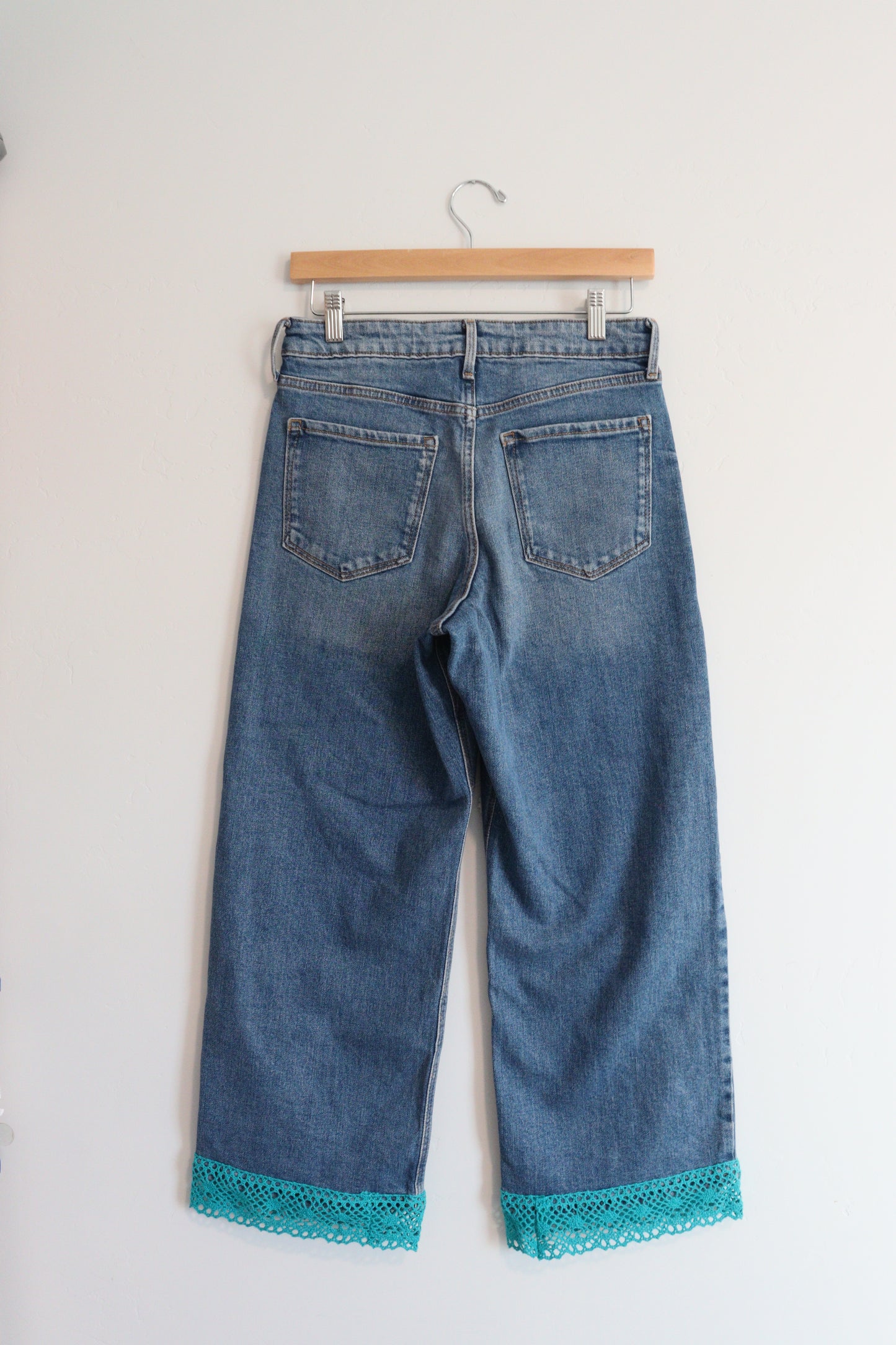 Patchwork doiley jeans SIZE 4 PETITE