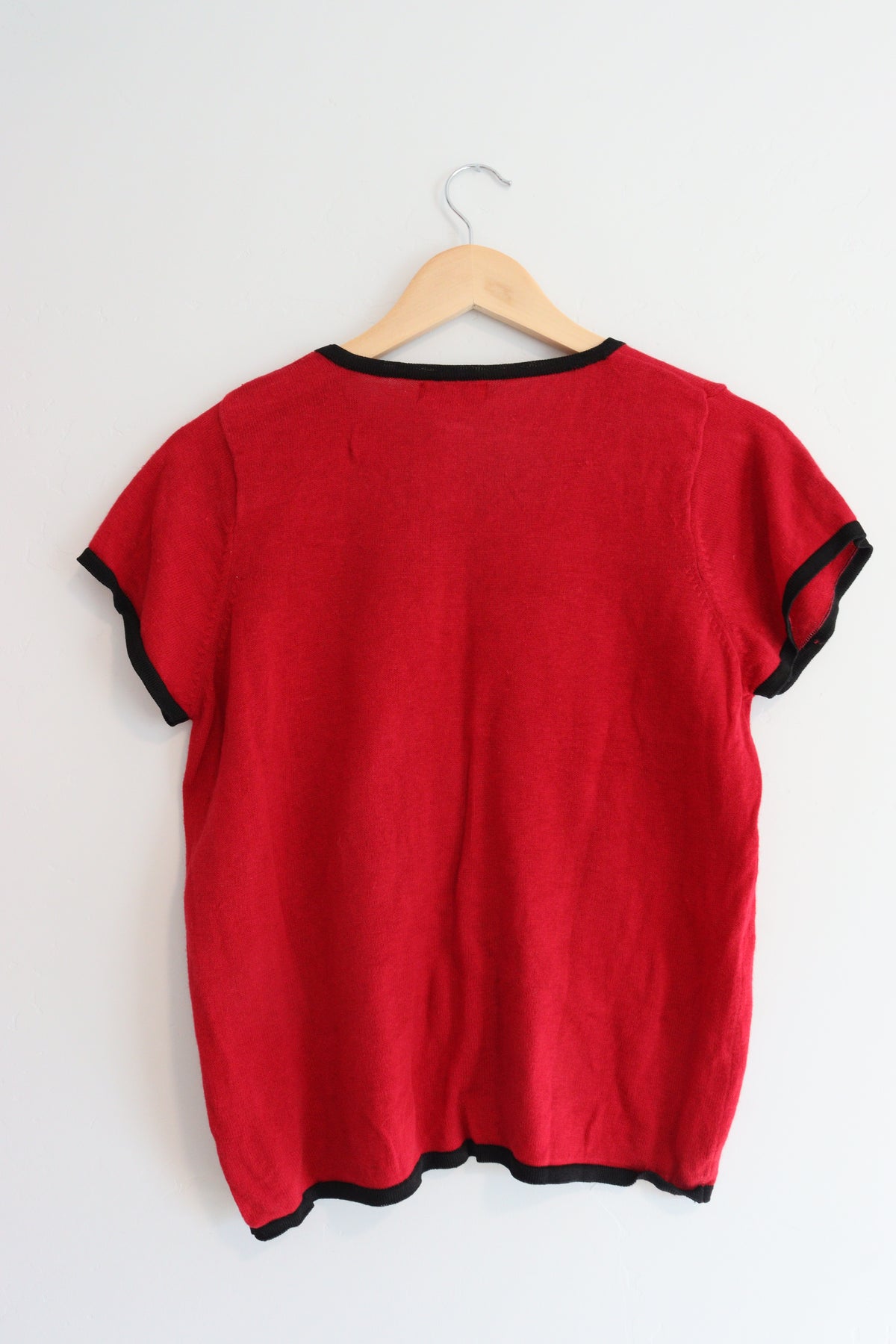 Red short sleeve sweater MEDIUM