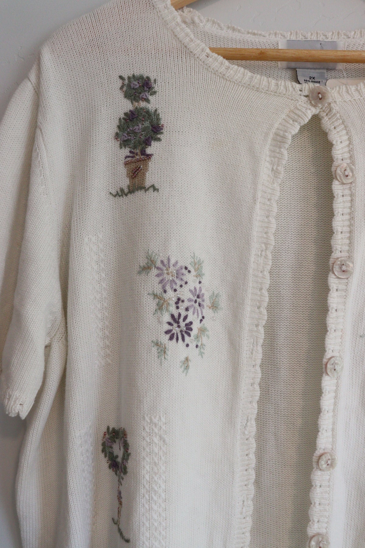 Vintage short sleeve cardi with purple detailing 2XL