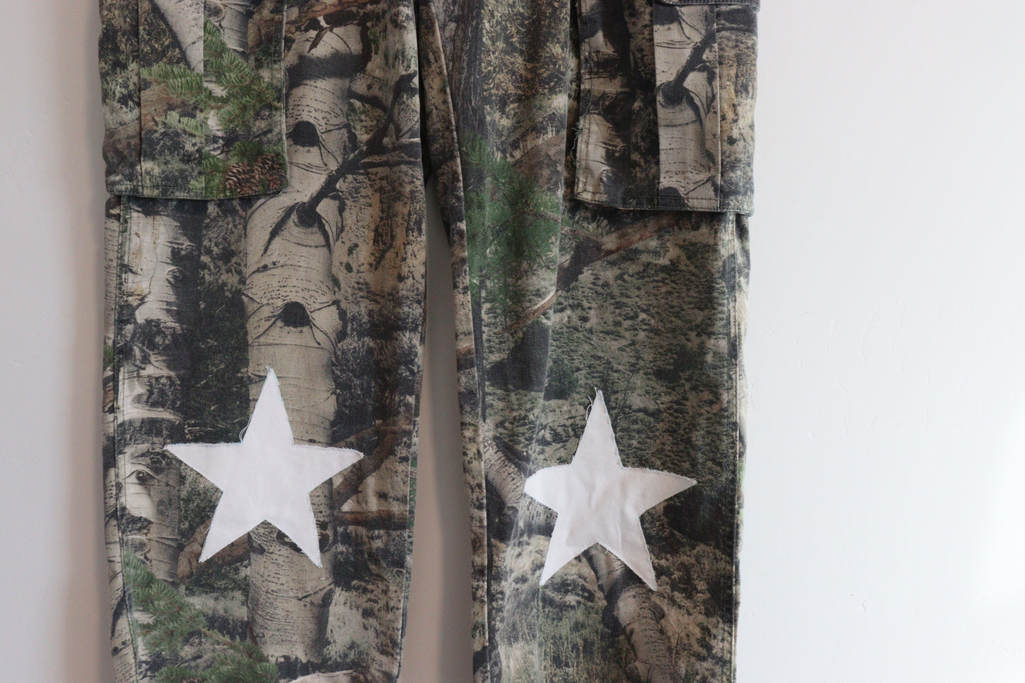 Camo cargo pants XL
