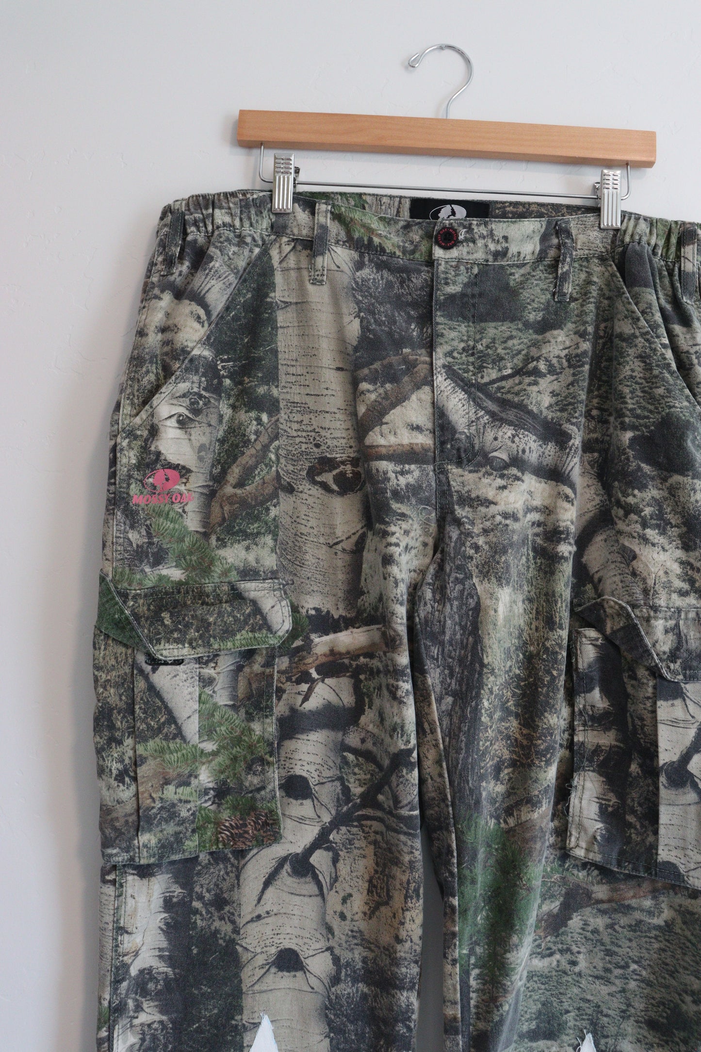 Camo cargo pants XL
