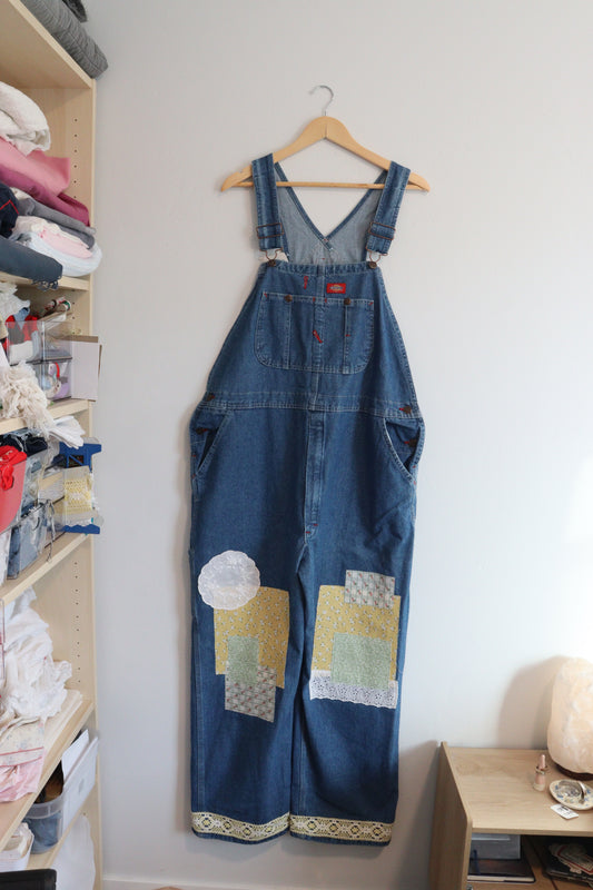 Dickie patchwork overalls XL