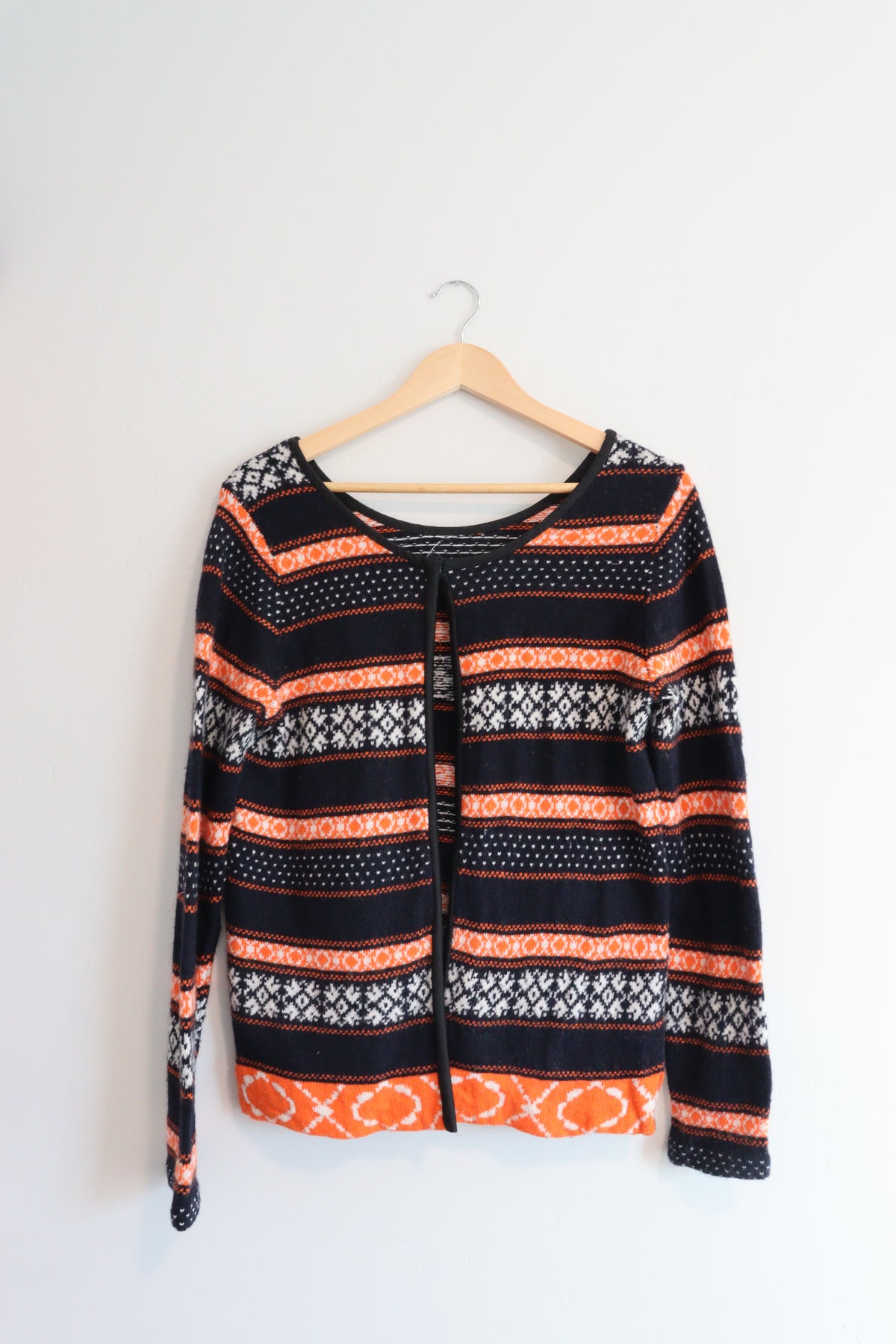 Vintage black and orange cardi XL