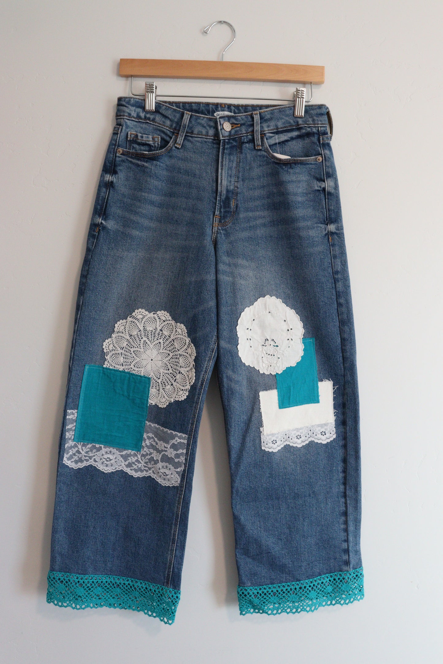 Patchwork doiley jeans SIZE 4 PETITE