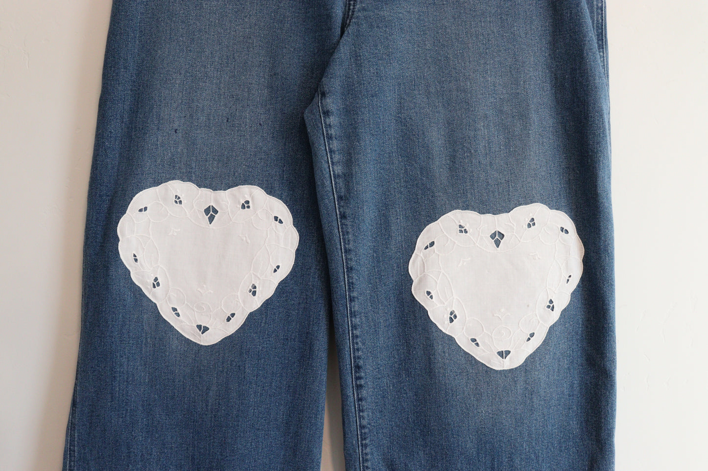 Wide leg jeans with heart doileys SIZE 20