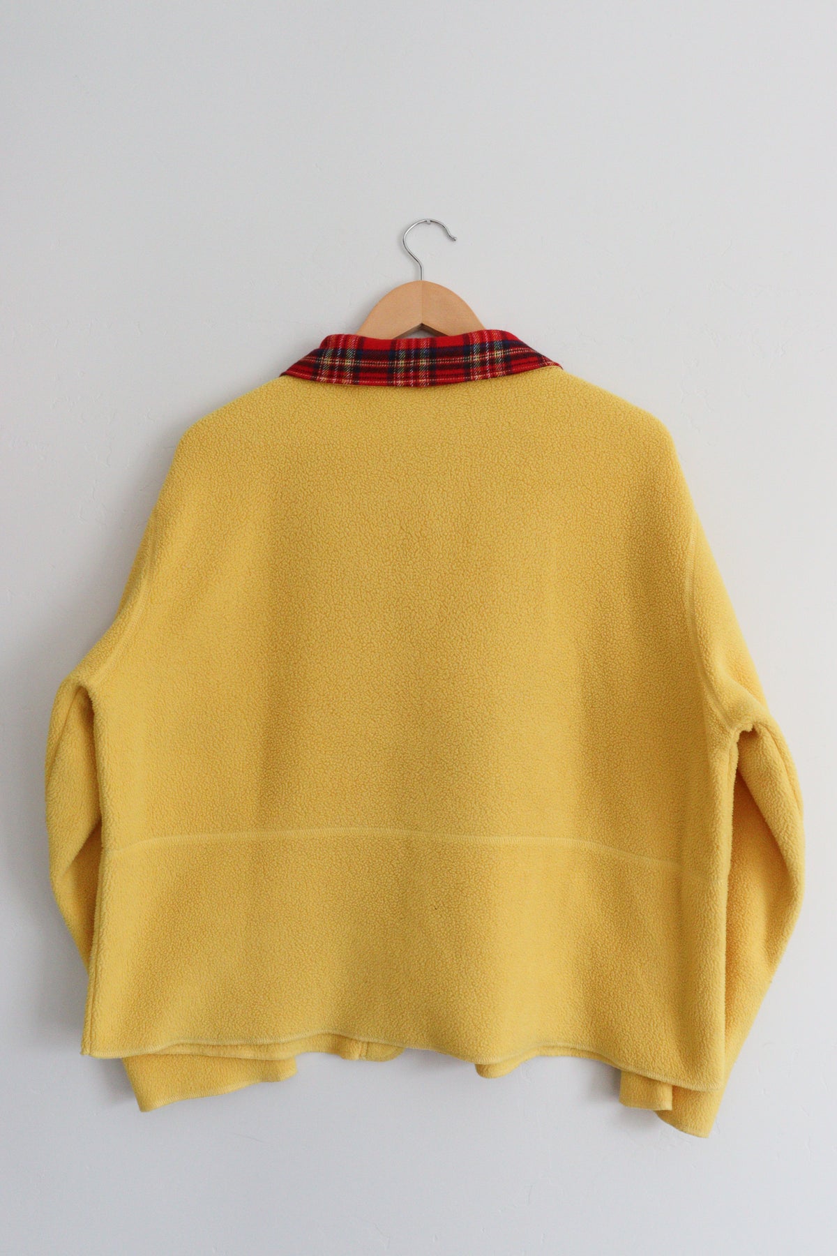 Yellow fleece with plaid collar LARGE