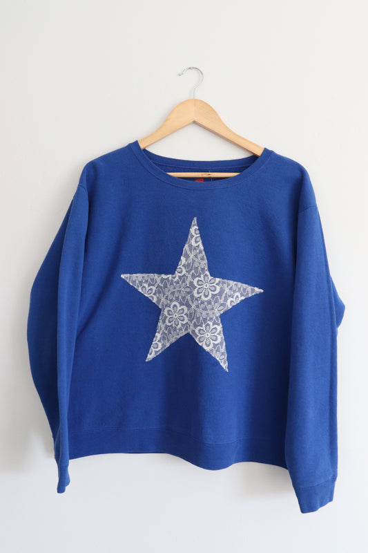 Lace star crewneck LARGE