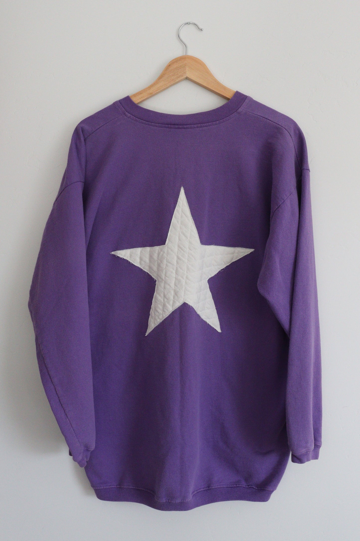 Quilted star sweatshirt LARGE