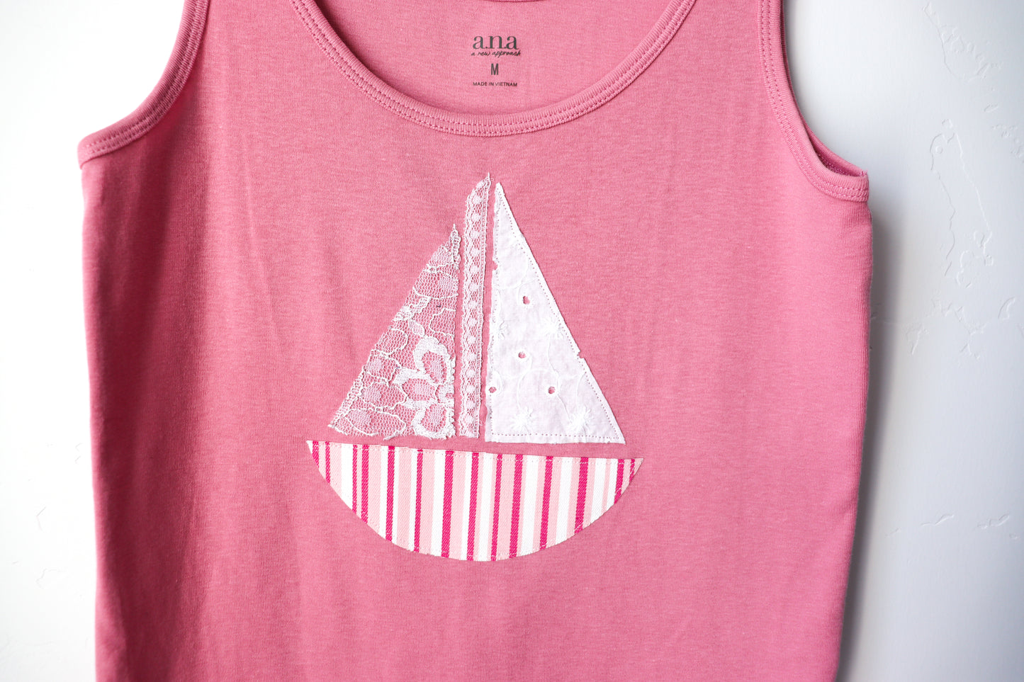 Pink sailboat tank MEDIUM