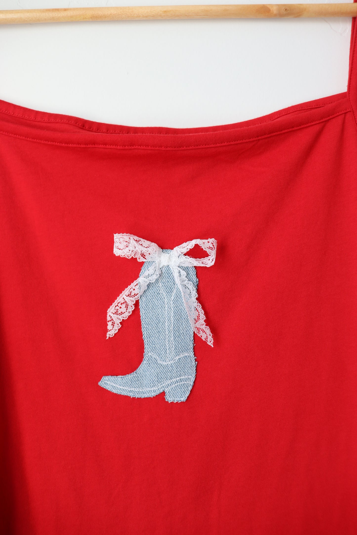 Red cowgirl boot tank XL