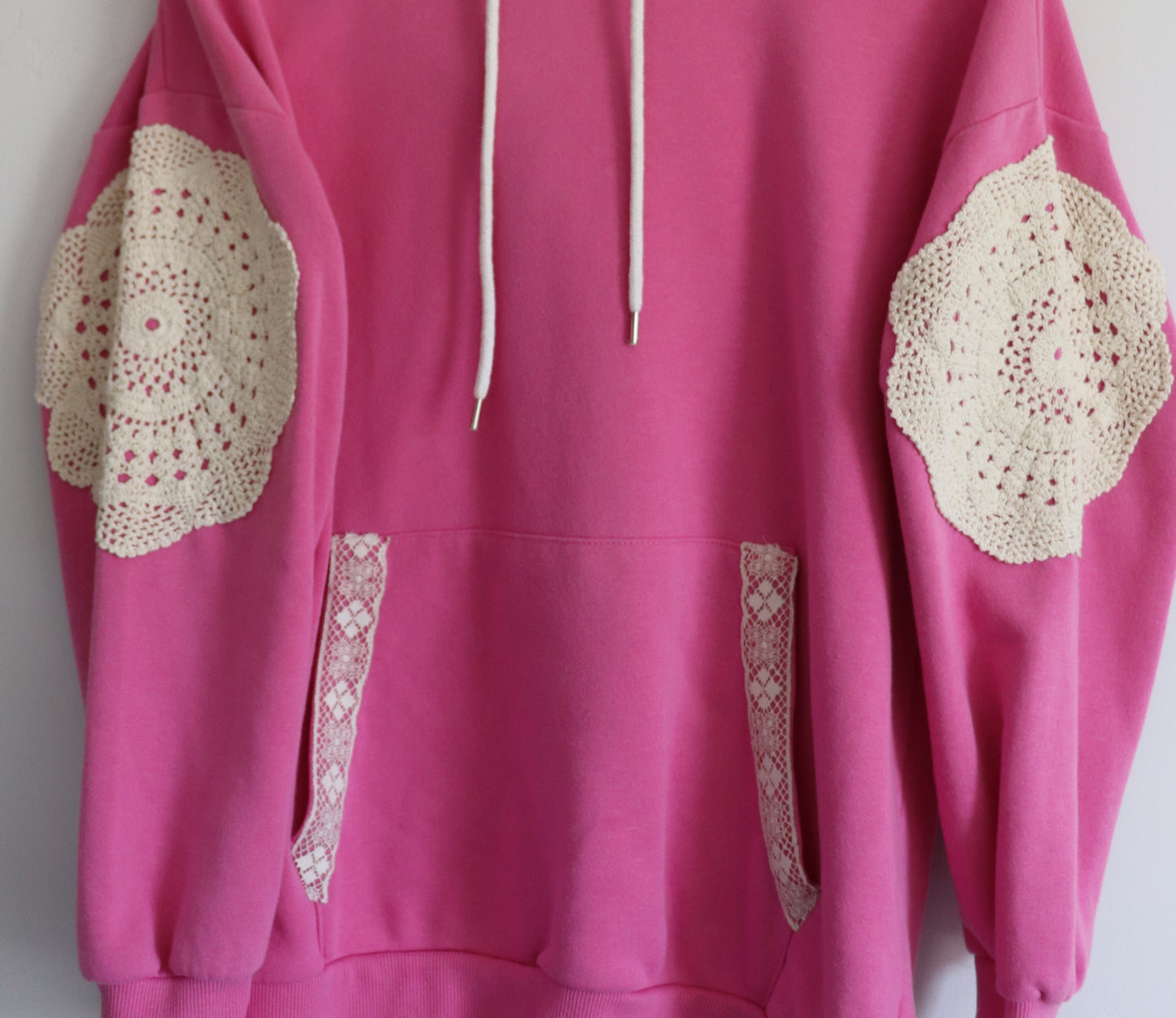 Doily pink hoodie MEDIUM
