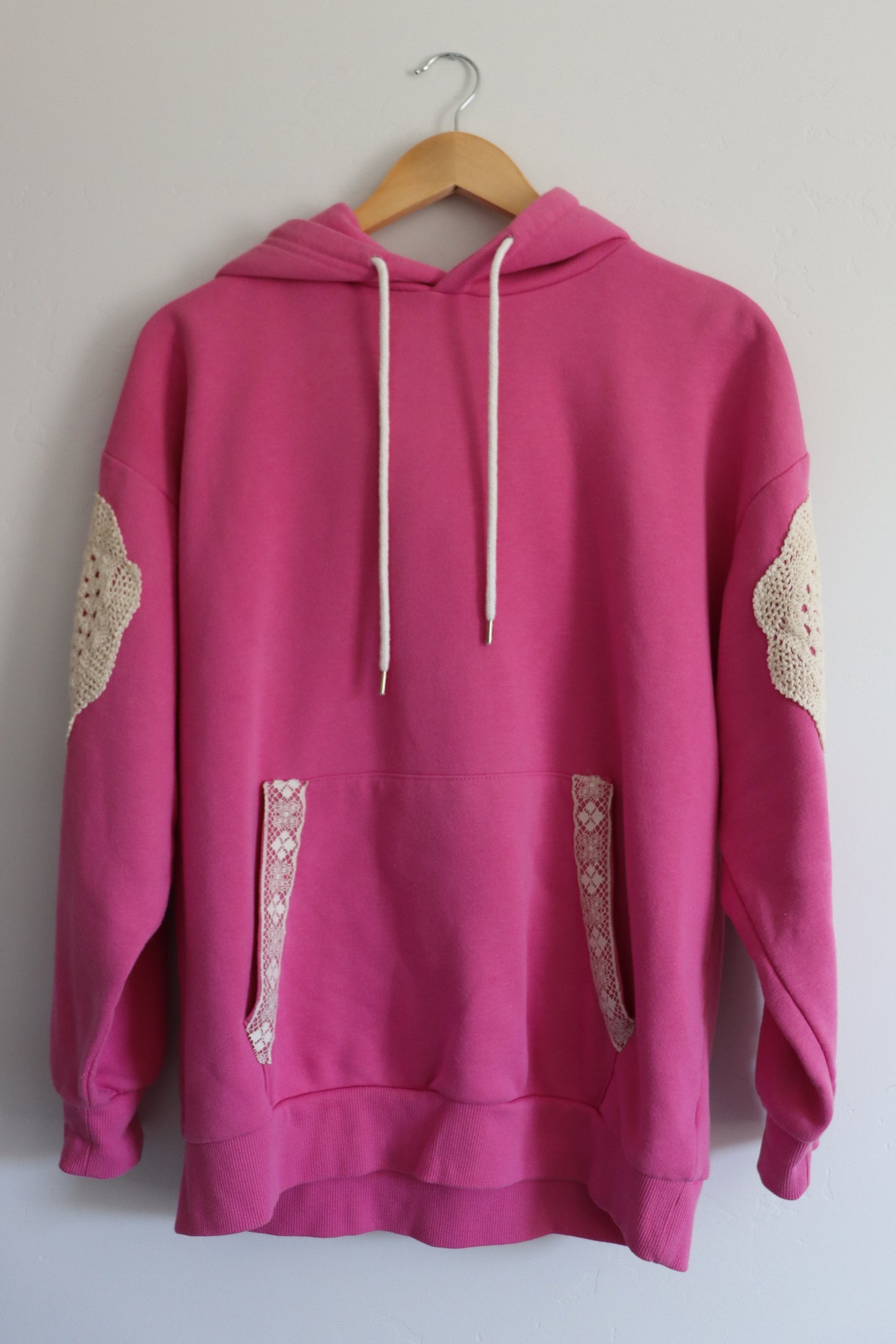 Doily pink hoodie MEDIUM