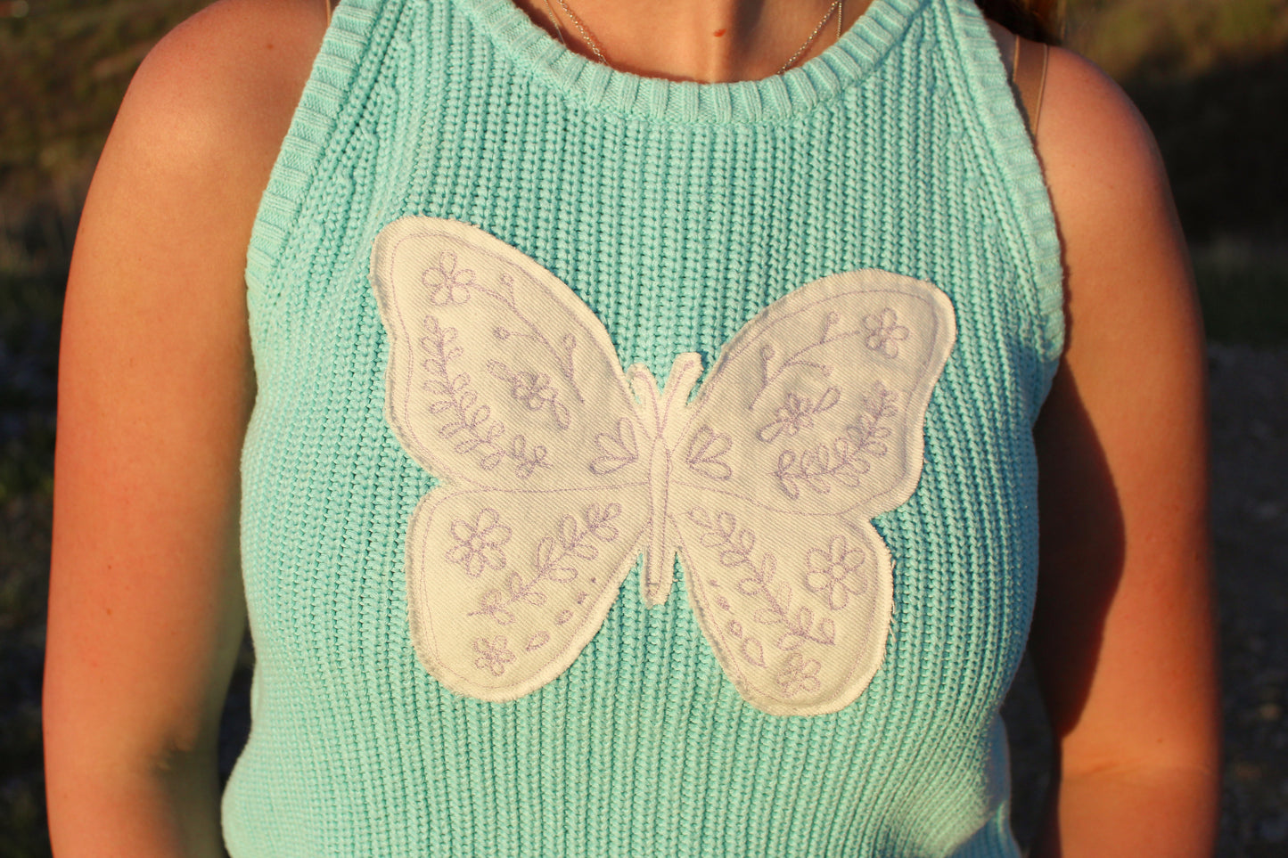 White denim butterfly sweater vest SMALL